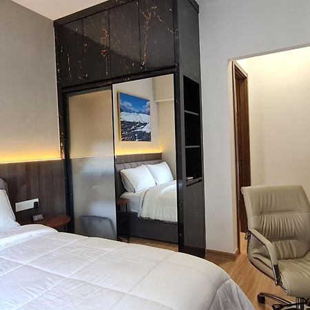 3Br Sky House Bsd Apartment Brandnew And Cozy Samporo Exterior photo